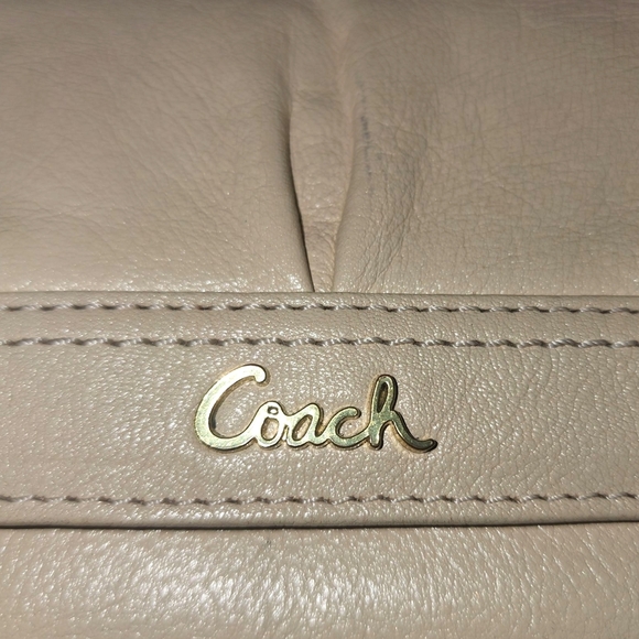 Coach Soho Leather Wallet - Picture 3 of 11